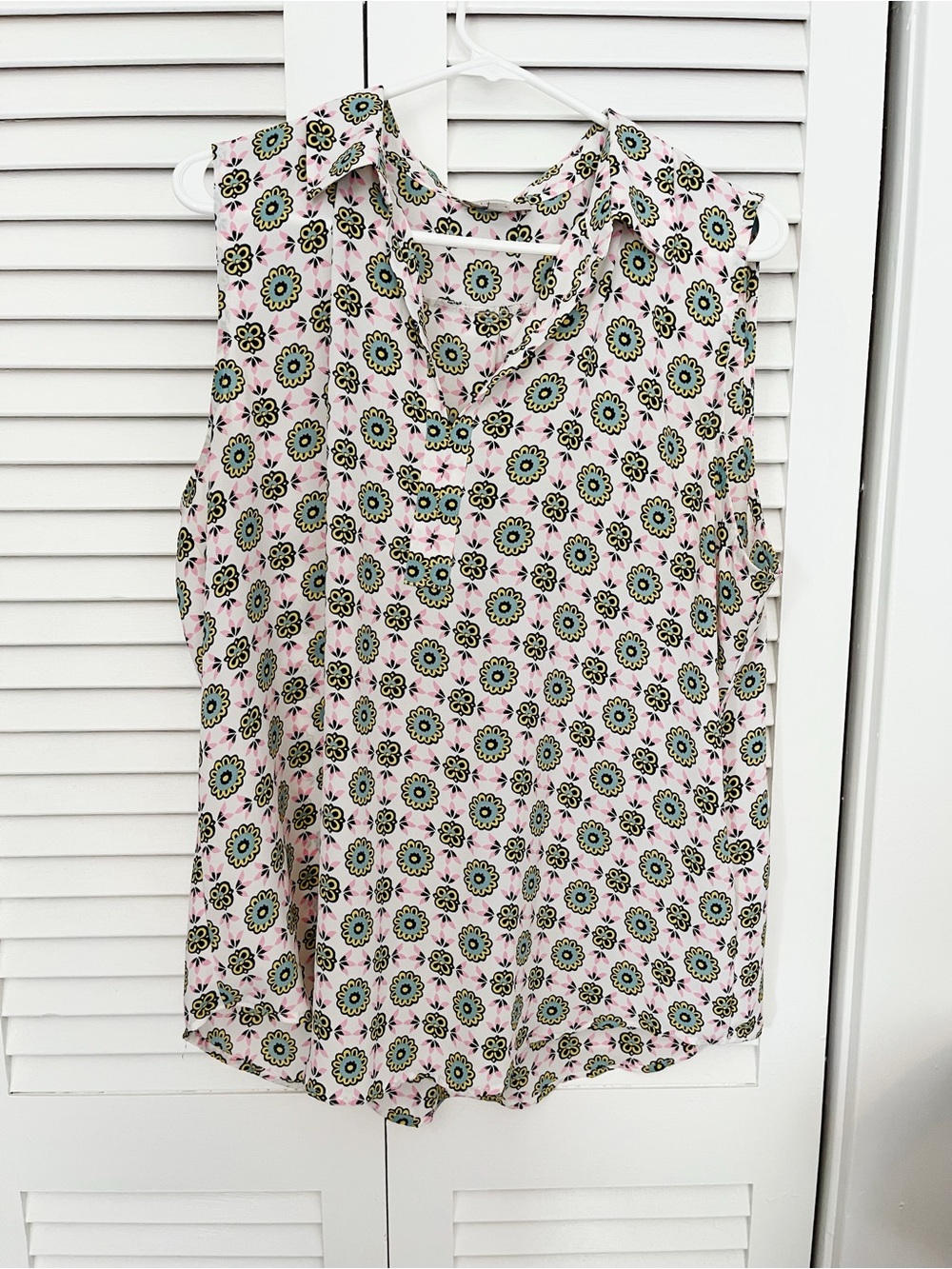 LOFT blousy patterned tank top XL